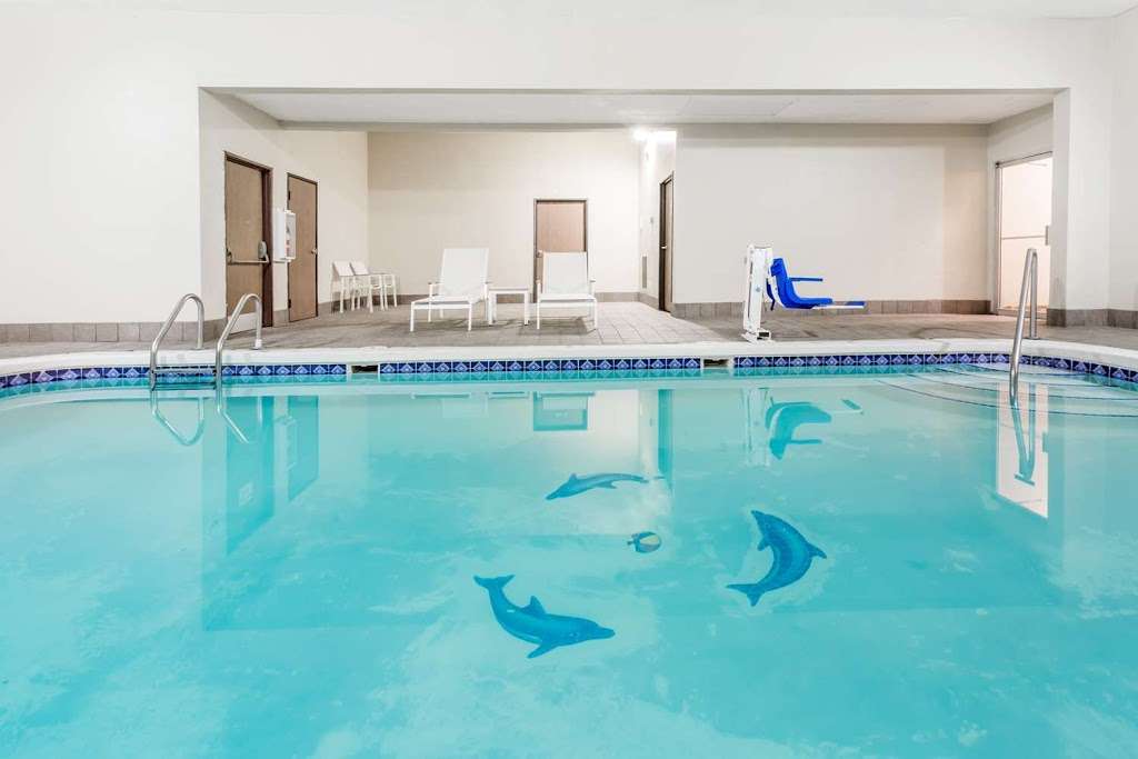 Travelodge by Wyndham Longmont | 3820 CO-119, Longmont, CO 80501, USA | Phone: (303) 848-4983