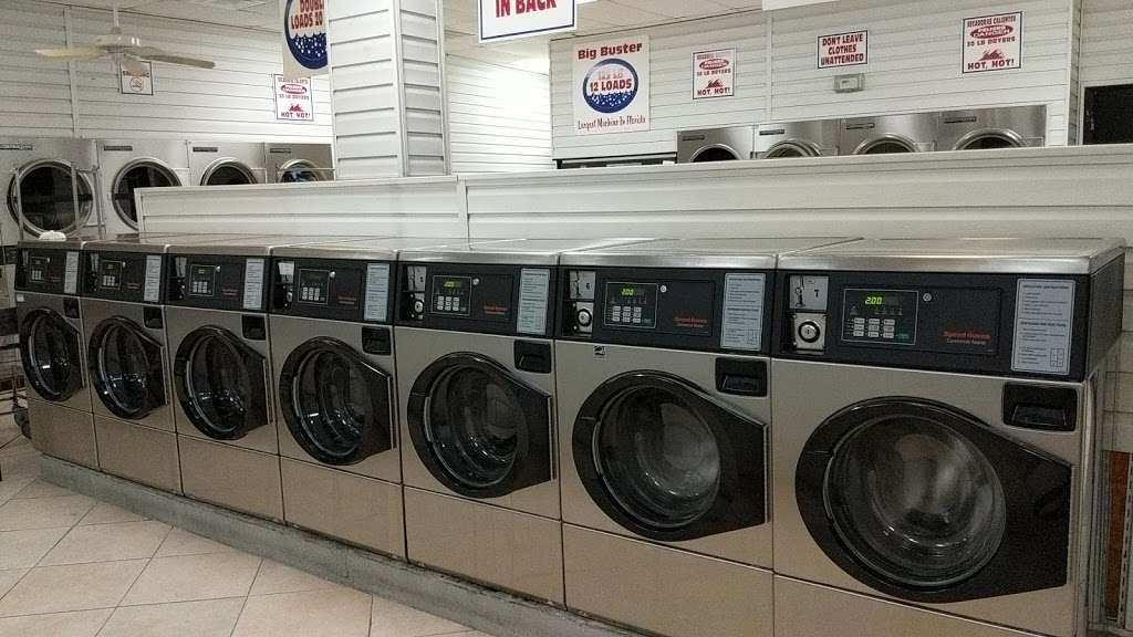 AAA 24 Hr Coin Laundry | 1570 Harrison St, Titusville, FL 32780, USA | Phone: (321) 269-9319