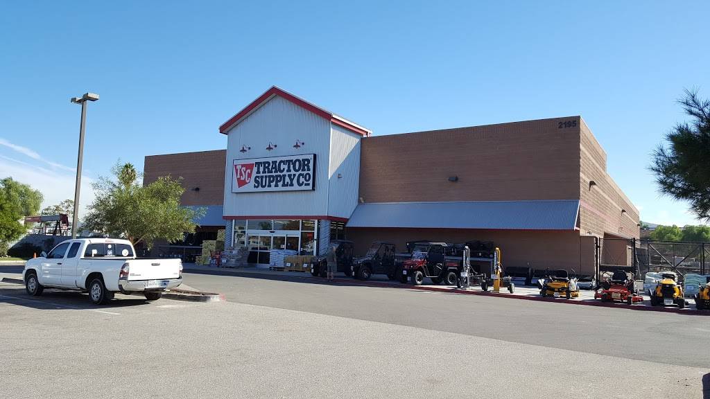 Tractor Supply Co. | 2195 Hamner Ave, Norco, CA 92860, USA | Phone: (951) 735-2216