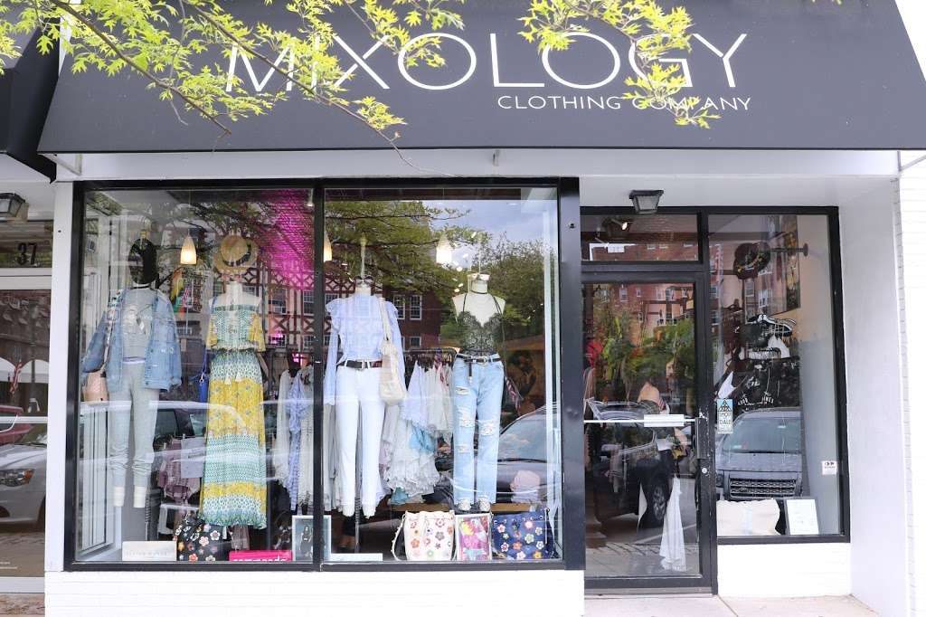 Mixology Scarsdale | 45 Spencer Pl, Scarsdale, NY 10583, USA | Phone: (914) 275-0555