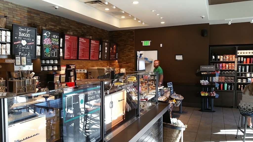 Starbucks | 735 S Green Valley Pkwy, Henderson, NV 89052, USA | Phone: (702) 757-5611