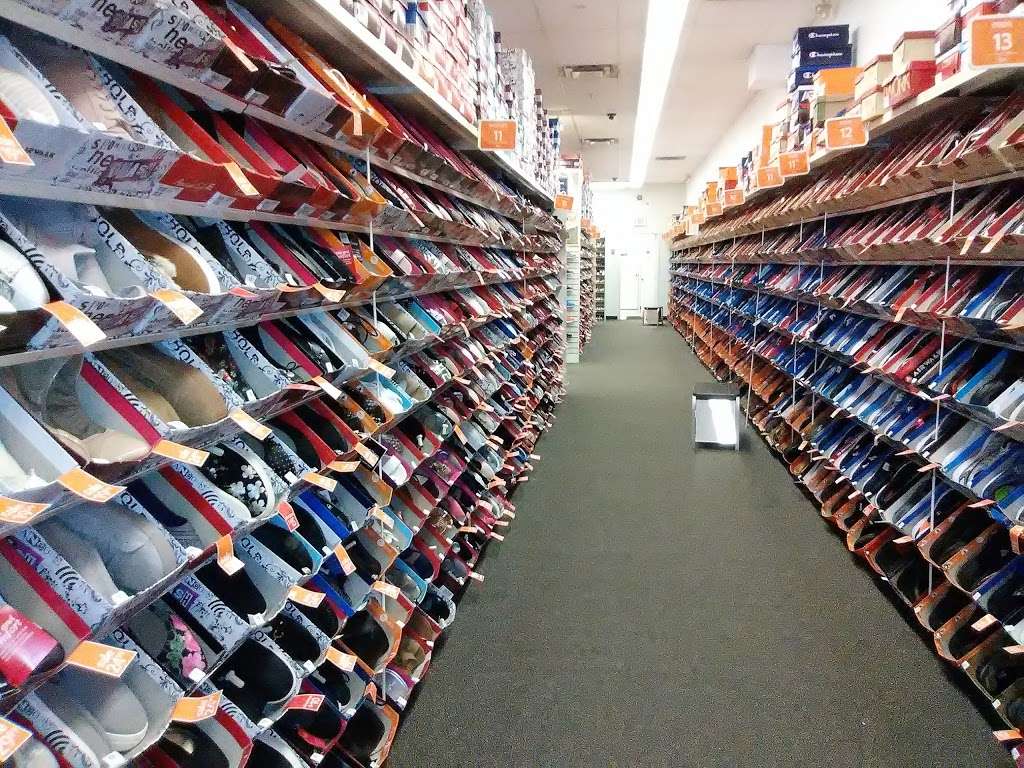 Payless ShoeSource | 1365 N Dupont Hwy Ste 1004, Dover, DE 19901, USA | Phone: (302) 734-9727