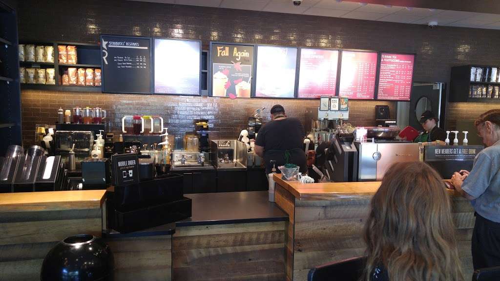 Starbucks | 5943 S East St, Indianapolis, IN 46227, USA | Phone: (317) 788-9672