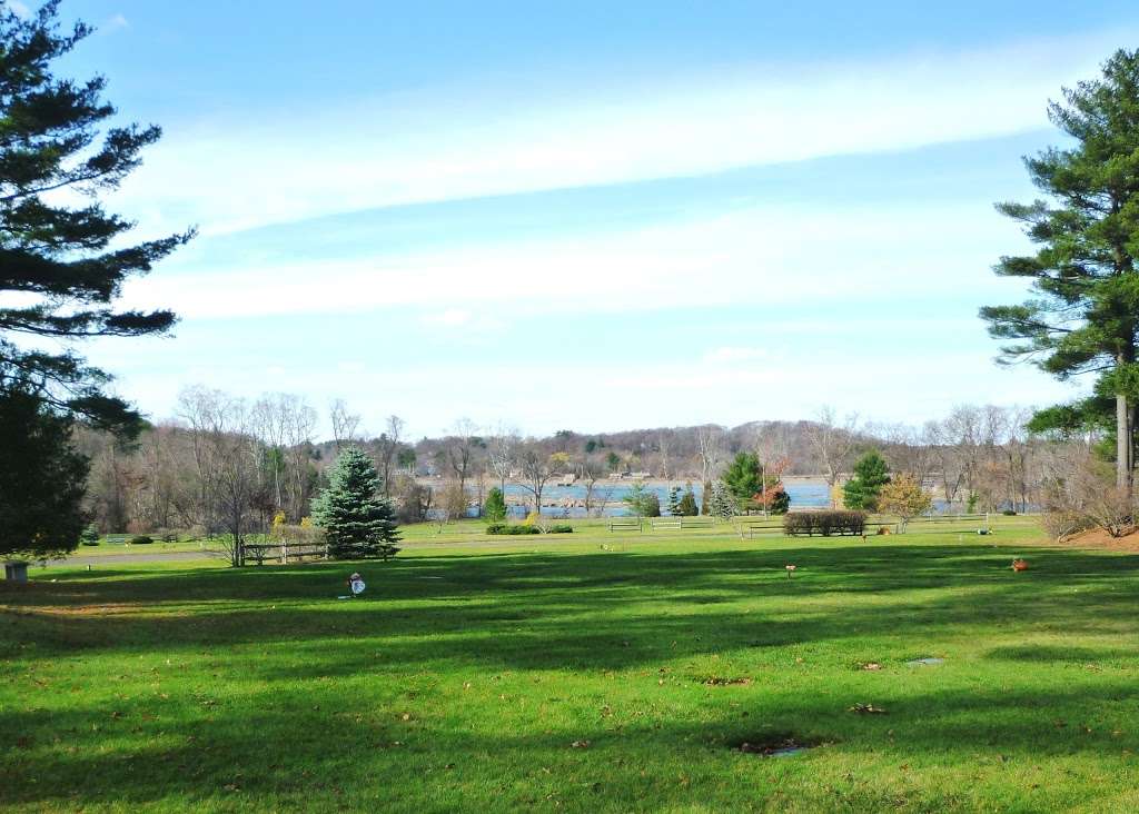 Puritan Lawn Memorial Park Cemetery & Crematory | 185 Lake St, Peabody, MA 01960, USA | Phone: (978) 535-3660