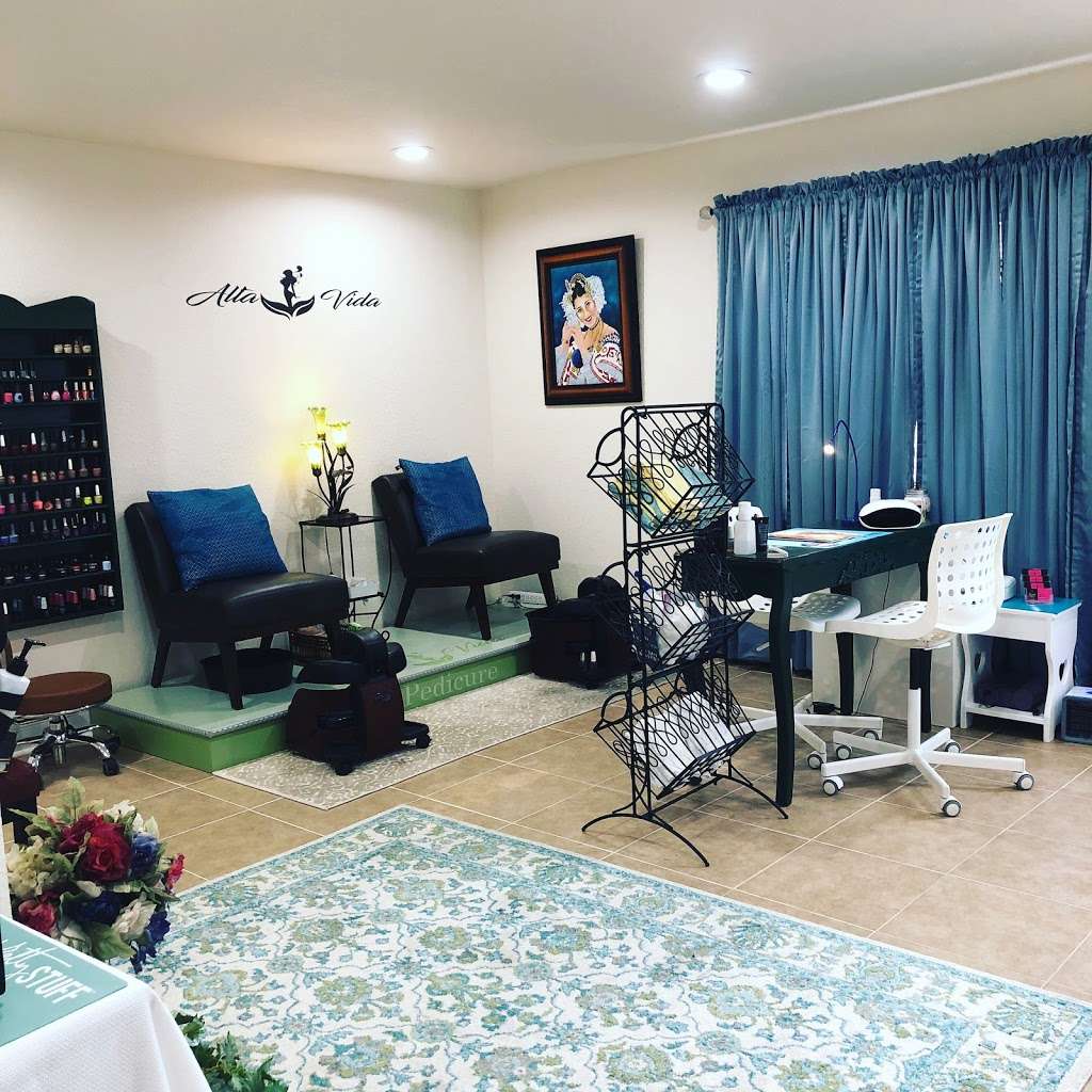 Alta Vida Massage and Beauty Studio | 1022 Walt Williams Rd, Lakeland, FL 33809, USA | Phone: (863) 450-5263