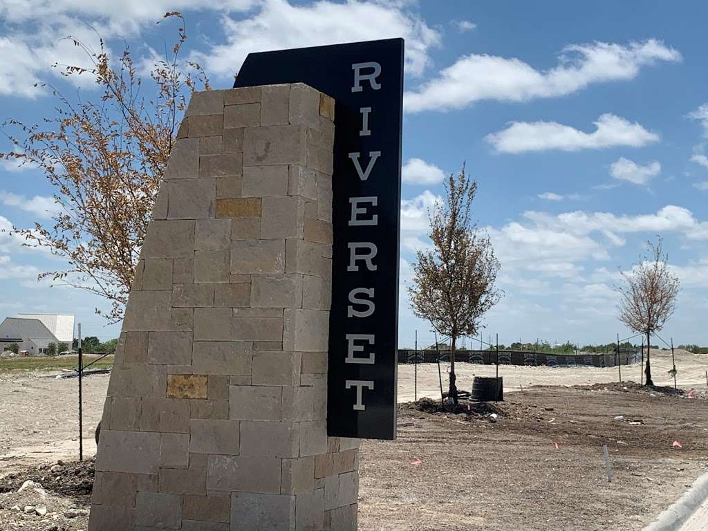 M/I Homes Riverset | 1718 Cherokee Rose Trail, Garland, TX 75042, USA | Phone: (972) 280-7730