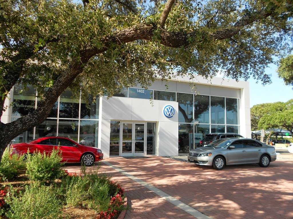 Volkswagen of Alamo Heights | 1402 NE Loop 410, Expressway, San Antonio, TX 78209, USA | Phone: (210) 828-1201