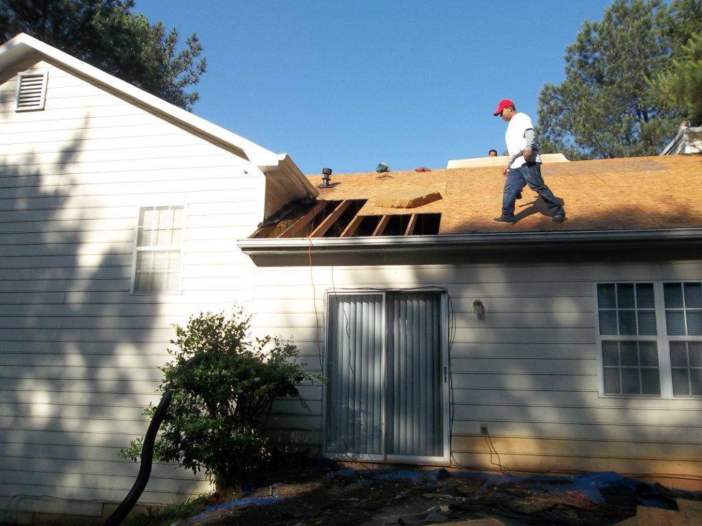 Atlanta Roofing Specialists | 1232 Sandtown Rd SW, Marietta, GA 30008, USA | Phone: (770) 419-2222