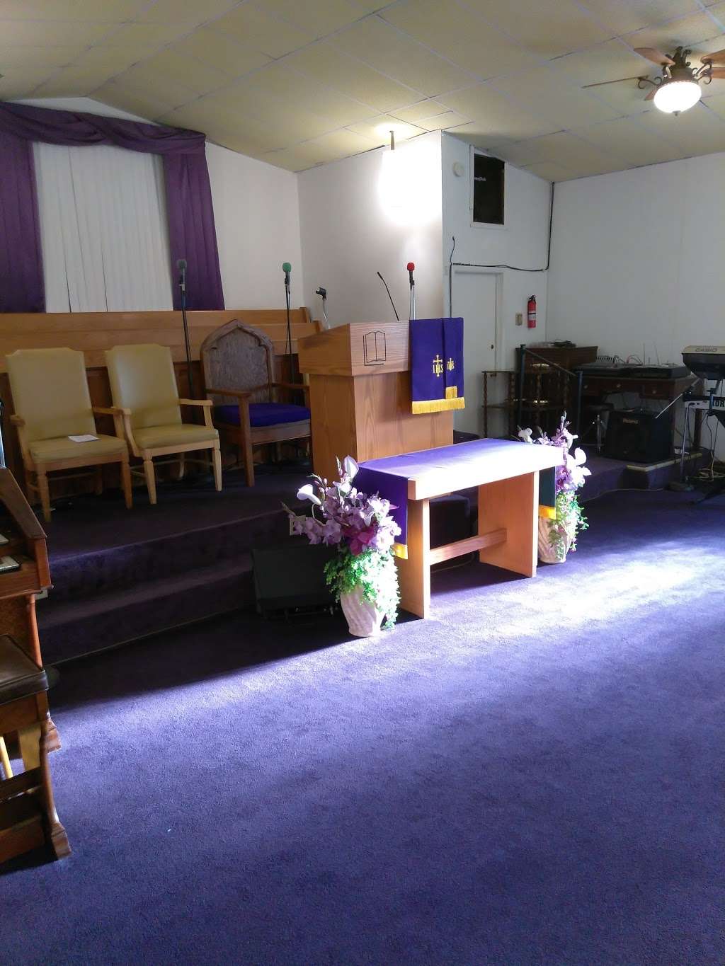 Mercy Seat Baptist Church | 2629 W 23rd Pl, Gary, IN 46404, USA | Phone: (219) 949-4794