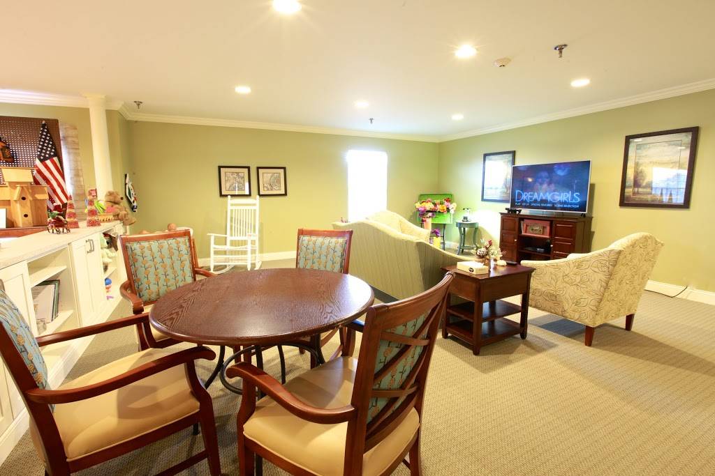 Commonwealth Senior Living at Chesterfield | 4931 Ridgedale Pkwy, Richmond, VA 23234, USA | Phone: (804) 308-5047