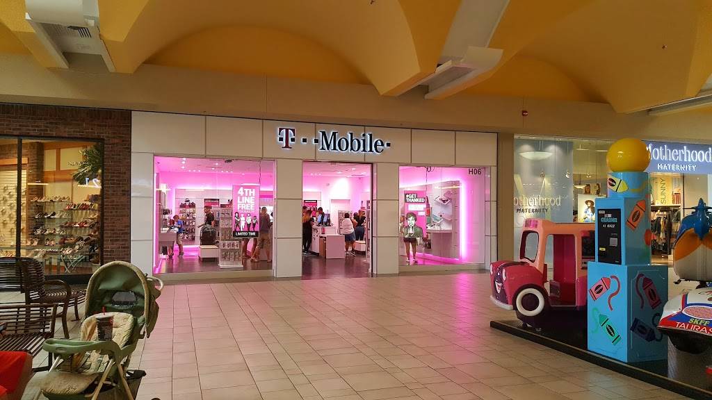 T-Mobile | 8401 Gateway Blvd W H06, El Paso, TX 79925, USA | Phone: (915) 843-2165