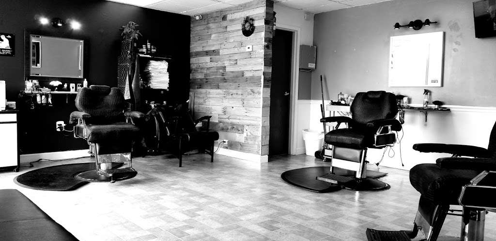 Grand Barber Shoppe | 7430a W Grand Ave, Elmwood Park, IL 60707 | Phone: (708) 584-3630