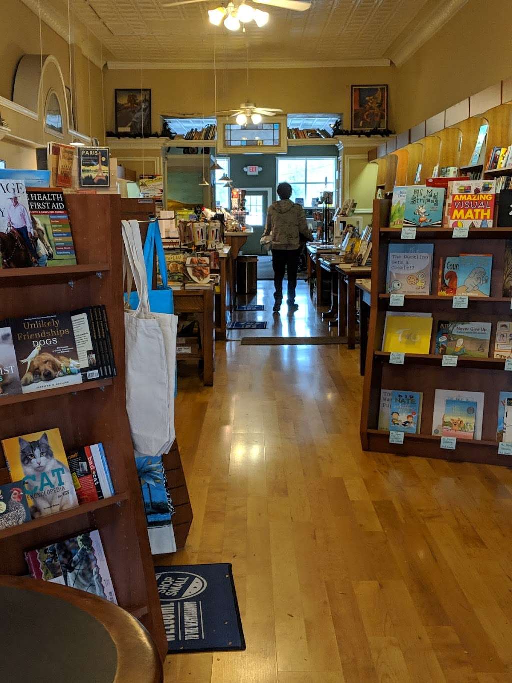 River Reader Bookstore | 1010 Main St, Lexington, MO 64067, USA | Phone: (660) 259-4996