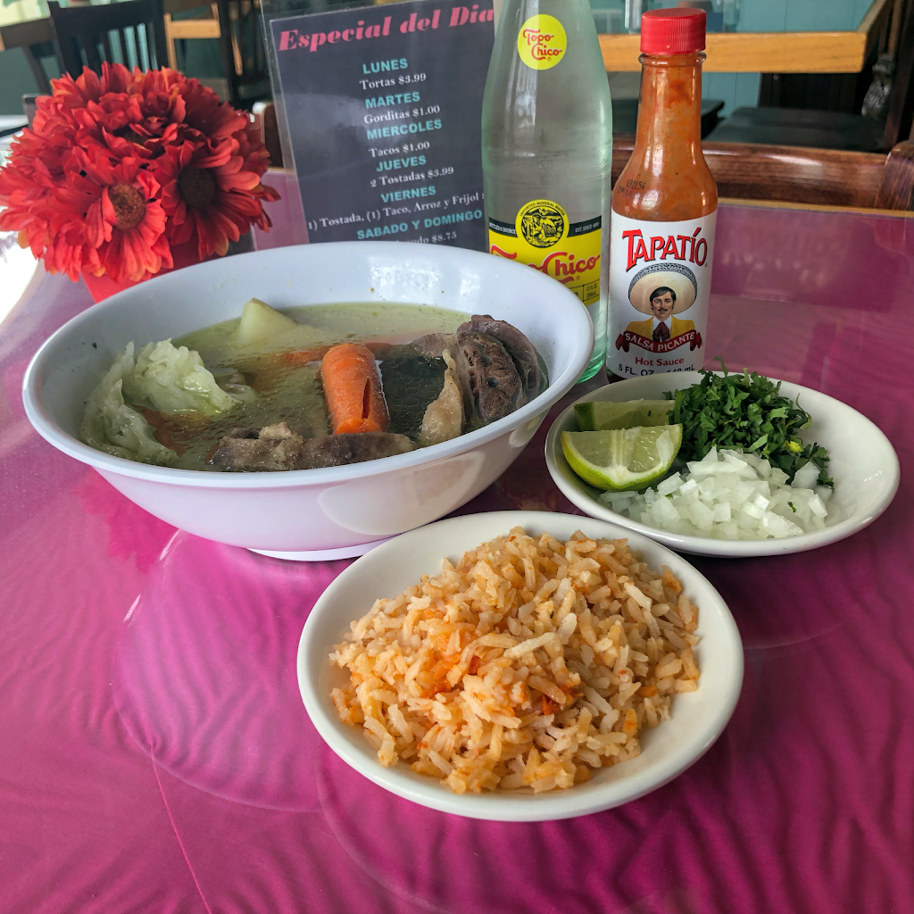 Silvia’s Authentic Mexican Cuisine | 2345 N Broadway Ave, Wichita, KS 67219, USA | Phone: (316) 226-4067