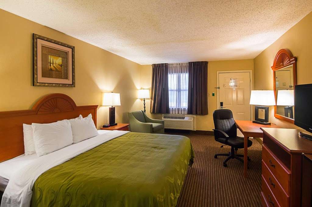 Quality Inn & Suites Garland - East Dallas | 1635 E, I-30, Garland, TX 75043, USA | Phone: (972) 303-1601