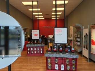 Verizon Authorized Retailer, TCC | 2350 Lincoln Hwy E Suite 870, Lancaster, PA 17602, USA | Phone: (717) 945-6192