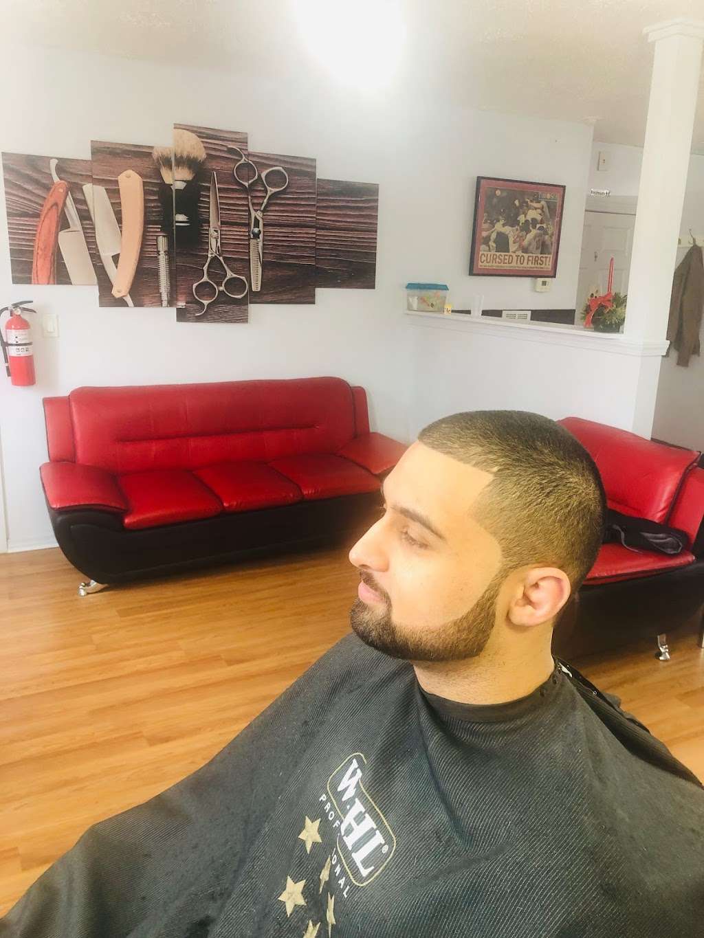 Milkis Barbershop | 238 Central St, Hudson, NH 03051, USA | Phone: (603) 233-6745