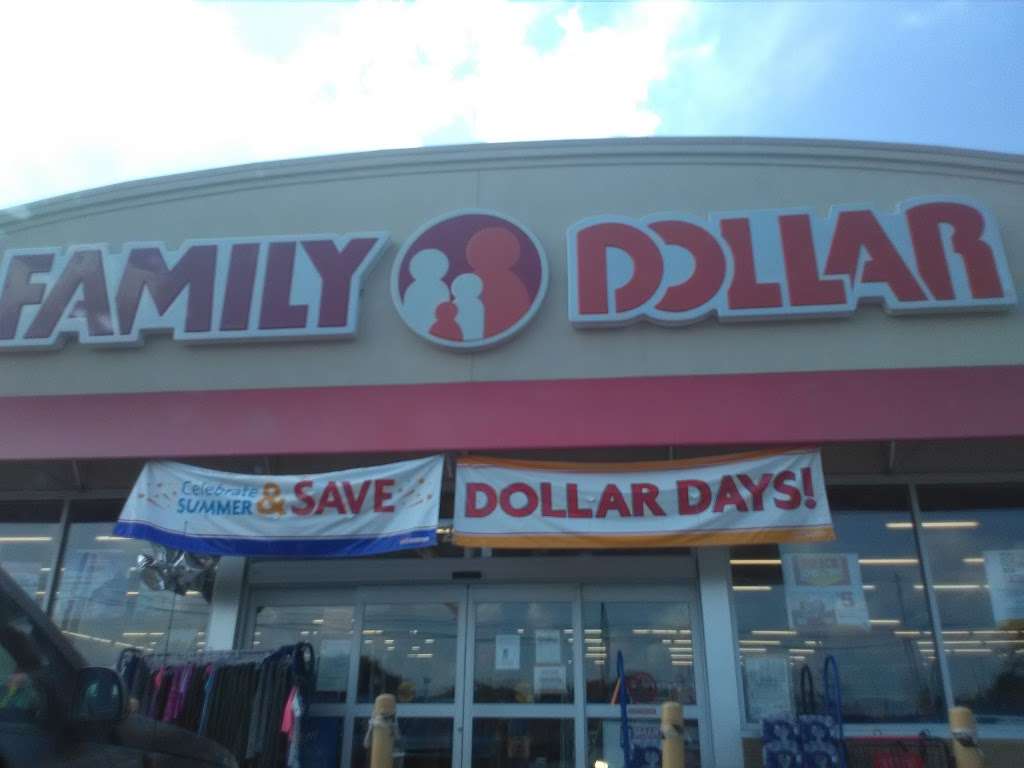 Family Dollar | 2001 Clinton Dr, Galena Park, TX 77547, USA | Phone: (713) 676-0262