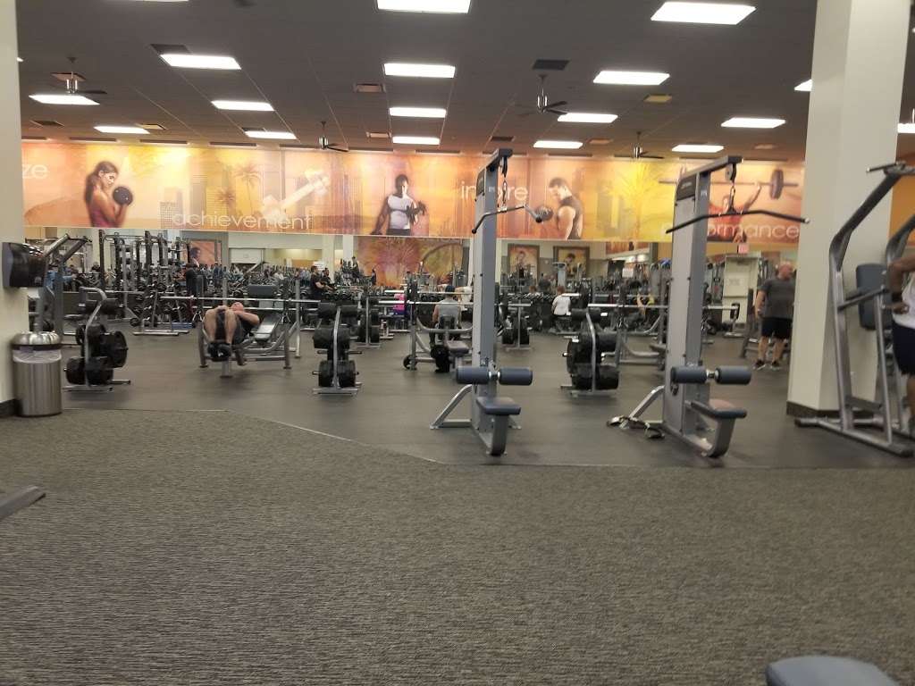 LA Fitness | 16640 Mercantile Blvd, Noblesville, IN 46060, USA | Phone: (317) 774-0900