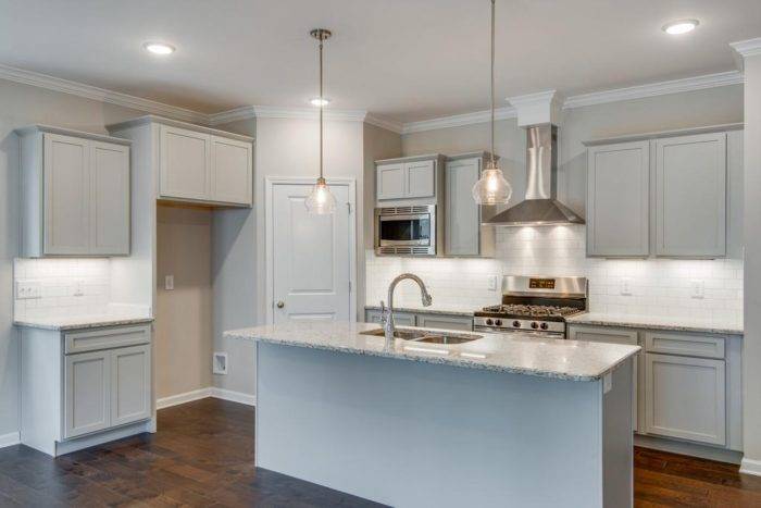 Capitol Homes, Inc | 1122 Stonebridge Park Dr, Franklin, TN 37069, USA | Phone: (615) 589-3190