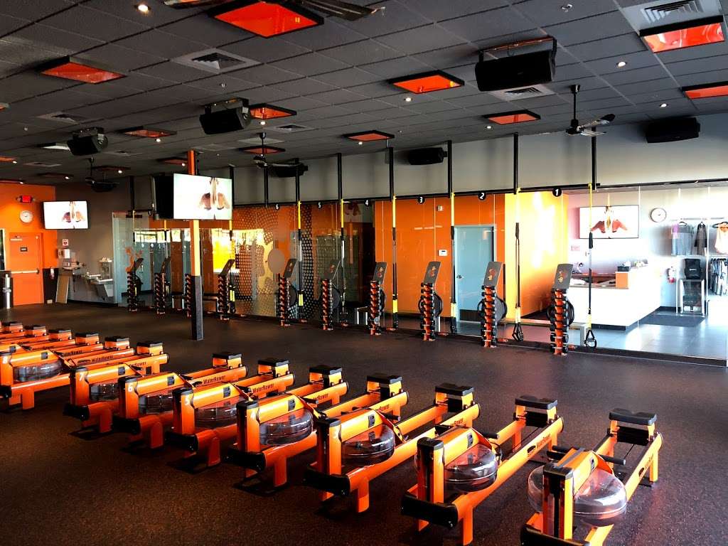 Orangetheory Fitness Southlands Gym | 24300 E Smoky Hill Rd Suite 134, Aurora, CO 80016, USA | Phone: (720) 791-3003