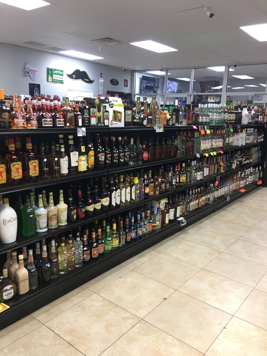 9 Liquor | 8906 Airport Blvd b, Houston, TX 77061, USA | Phone: (832) 606-8028