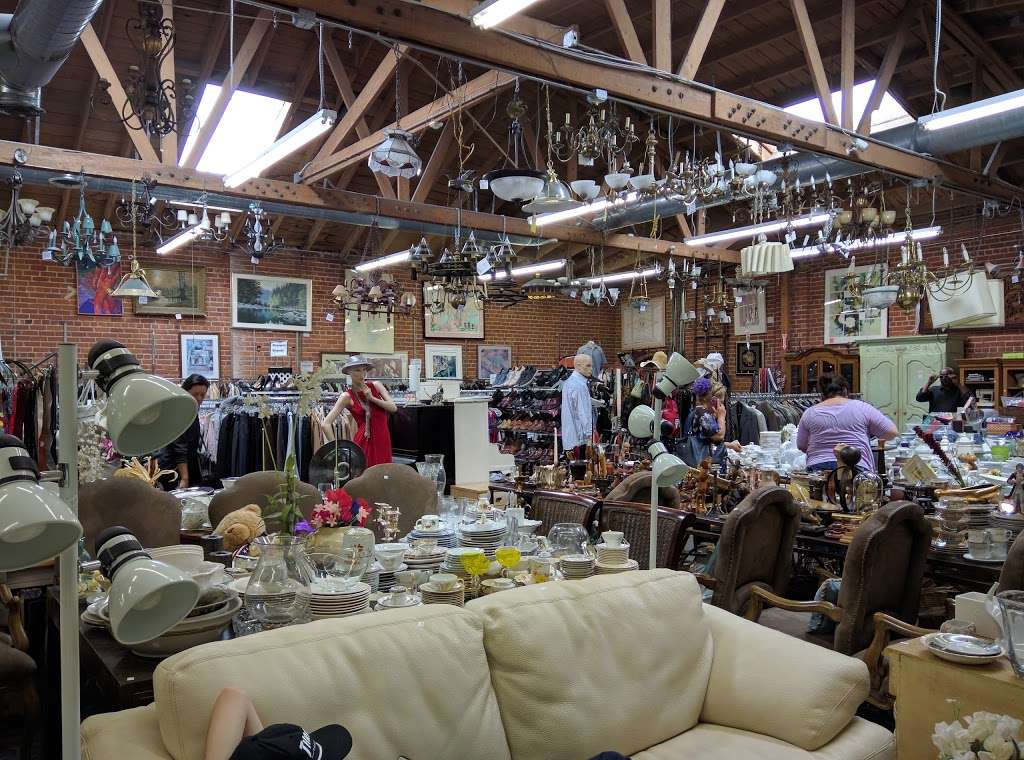 BTS Thrift Store | 10409 Washington Blvd, Culver City, CA 90232, USA | Phone: (310) 204-4058