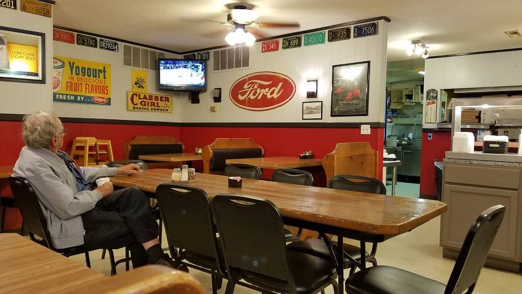 Kilroys Pizza & Cafe | 106 E 5th St, Sedgwick, KS 67135, USA | Phone: (316) 772-0010