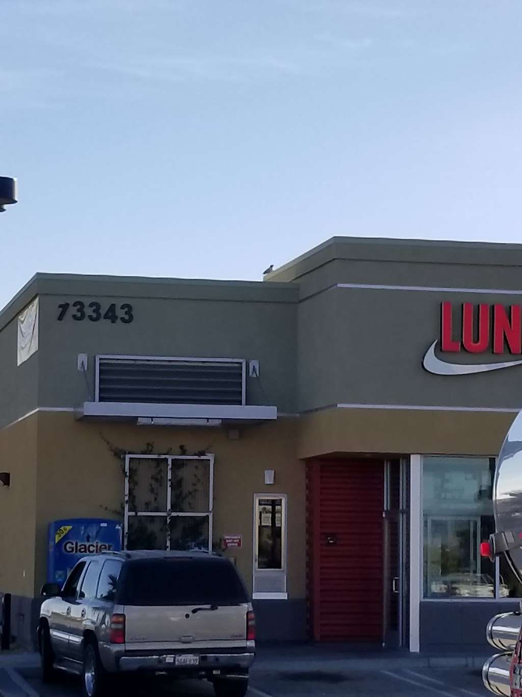 Luna Market | 13343 US-395, Victorville, CA 92392, USA | Phone: (760) 995-3959