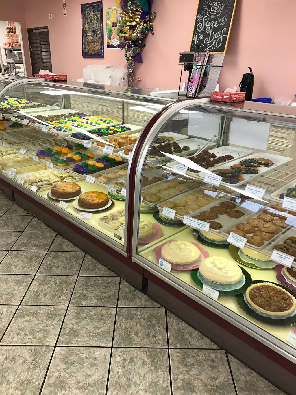 Gambinos Bakery | 4821 Veterans Memorial Blvd, Metairie, LA 70006, USA | Phone: (504) 885-7500