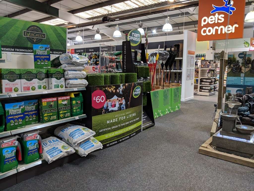 Paddock Wood, a Wyevale Garden Centre | Maidstone Rd, Paddock Wood, Tonbridge TN12 6QJ, UK | Phone: 0844 288 5038