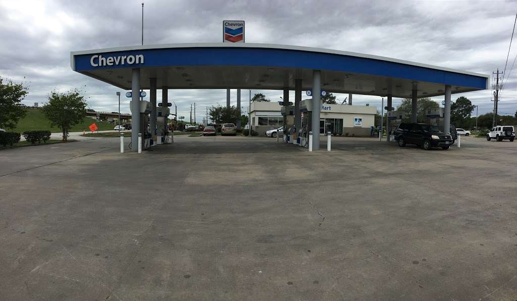 Chevron | 26026 Southwest Fwy, Rosenberg, TX 77471, USA | Phone: (832) 361-3009