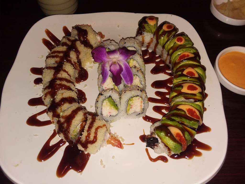 Sushi Tomo | 4275 University Pkwy, San Bernardino, CA 92407, USA | Phone: (909) 887-8600