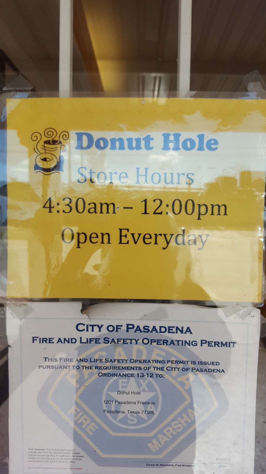 Donut Hole - East Pasadena Frwy | 1201 Red Bluff Rd, Pasadena, TX 77506 | Phone: (713) 477-7570