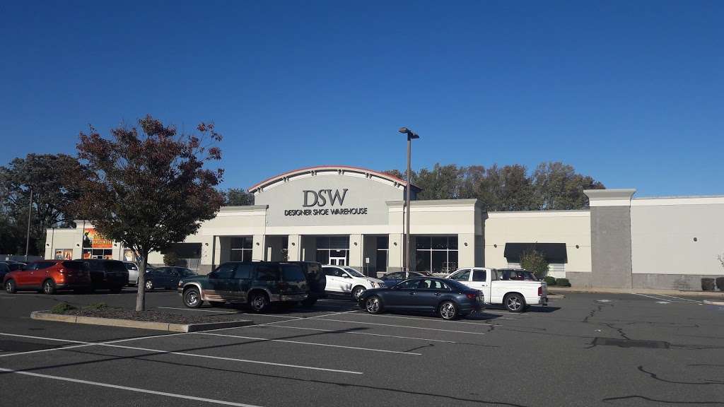 DSW Designer Shoe Warehouse | 135 NJ-35, Eatontown, NJ 07724 | Phone: (732) 440-3509