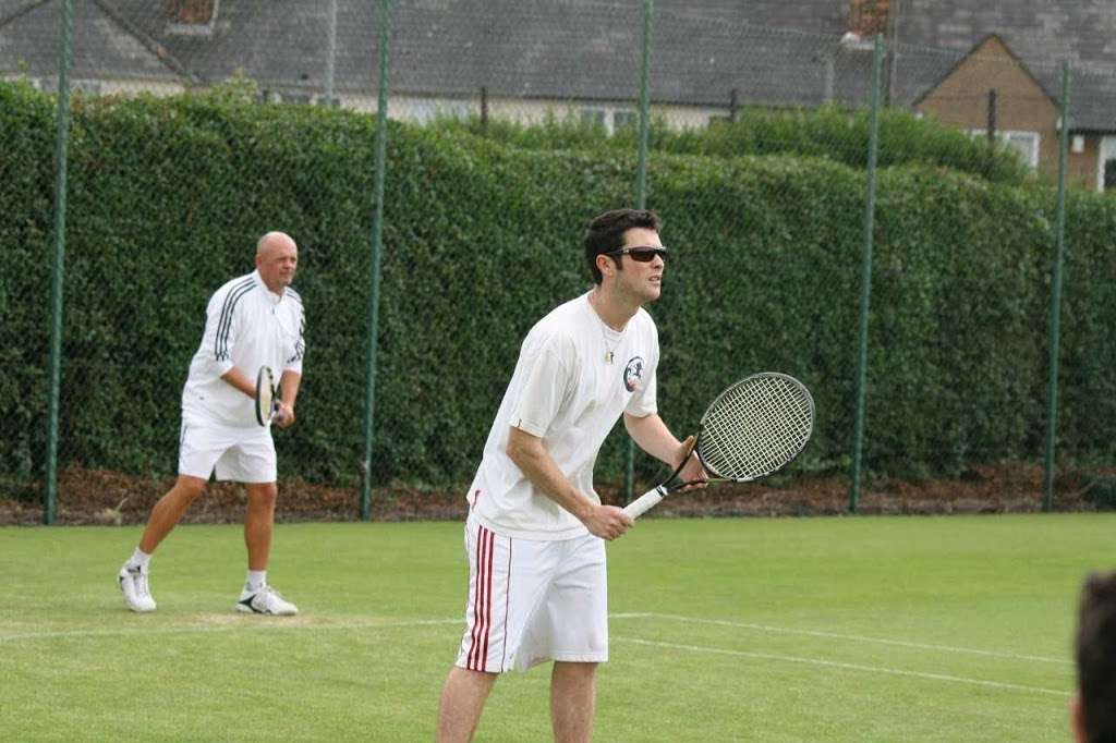 The Spencer Lawn Tennis Club | Fieldview, Earlsfield, London SW18 3HF, UK | Phone: 020 8874 2717
