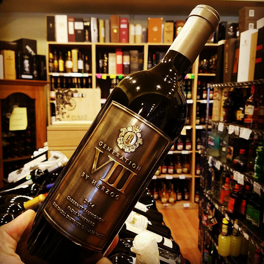 Schnapps Kosher Wine and Whiskey Shop | 404 Avenue M, Brooklyn, NY 11230, USA | Phone: (718) 336-7707