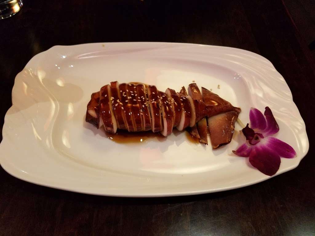 Ginza Japanese Restaurant | 2727 N Mayfair Rd, Wauwatosa, WI 53222, USA | Phone: (414) 771-3333