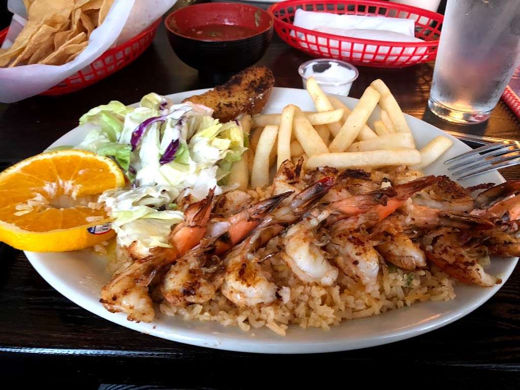 Mariscos La Sirenita | 13727 Victory Blvd, Van Nuys, CA 91401, USA | Phone: (818) 387-8285