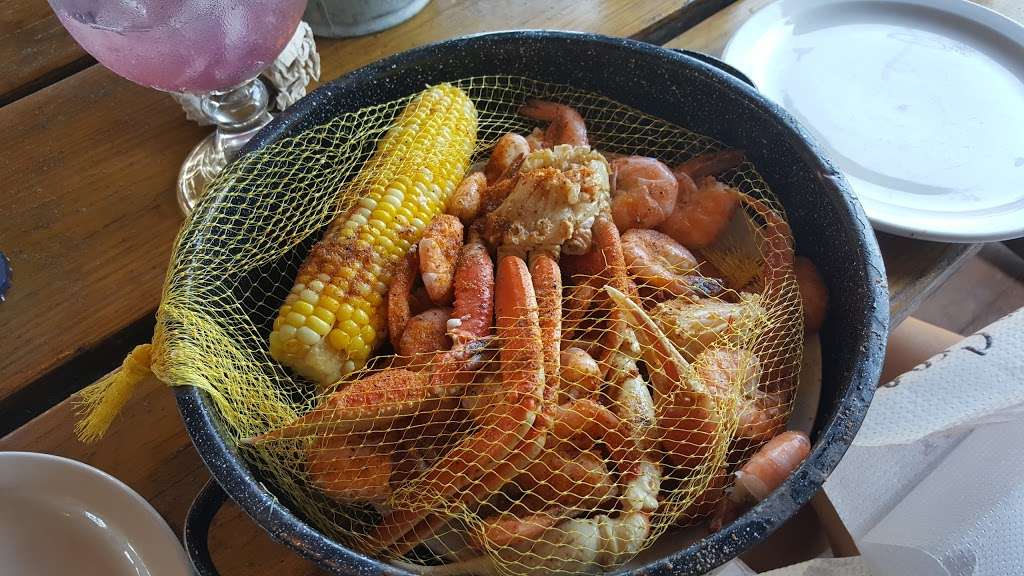 Joes Crab Shack | 3502 Seawall Blvd, Galveston, TX 77550, USA | Phone: (409) 766-1515