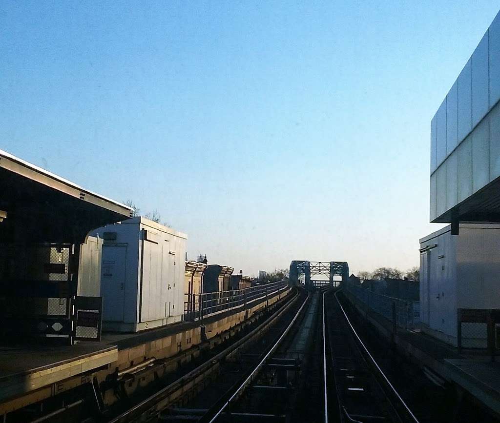 Somerset Station - MFL | Philadelphia, PA 19134, USA