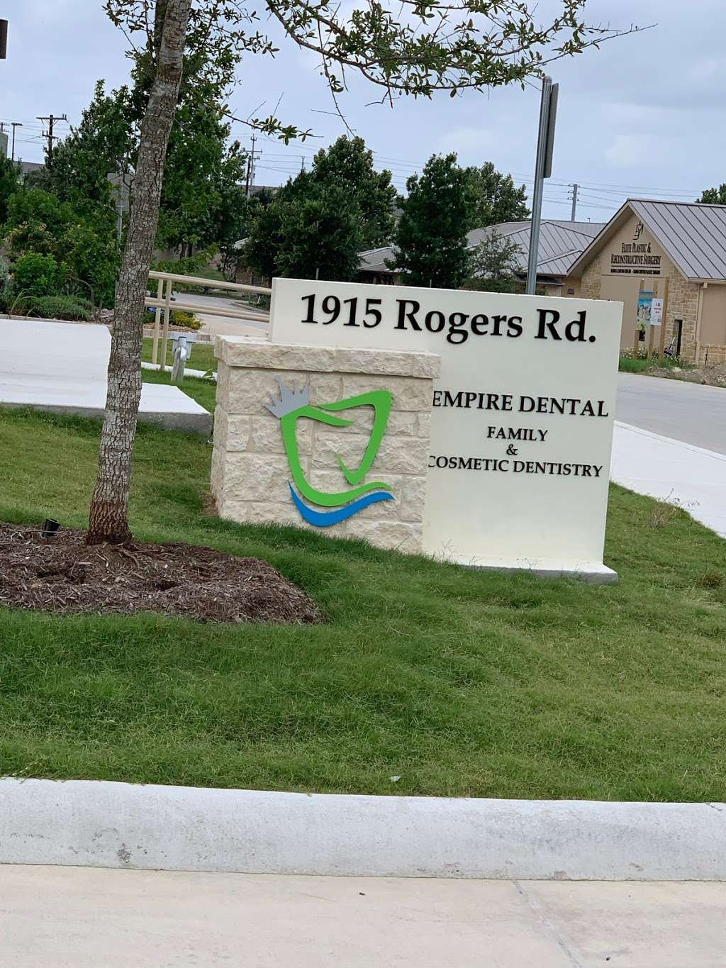 Empire Dental | 1915 Rogers Rd, San Antonio, TX 78251, USA | Phone: (210) 951-2694