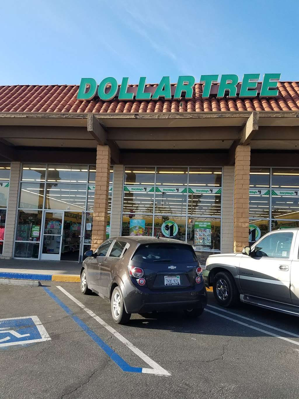 Dollar Tree | 745 Ventura St, Fillmore, CA 93015 | Phone: (805) 524-4592