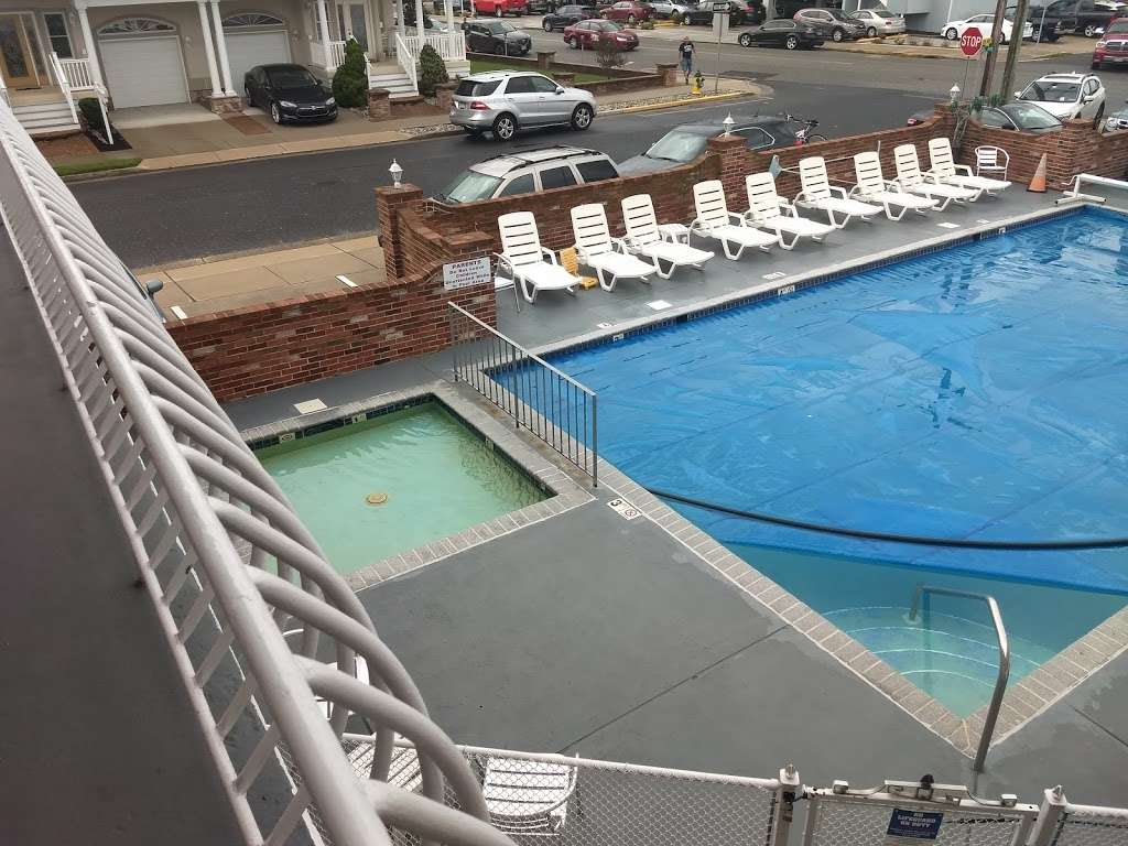 Blue Water Motel | 8600 Atlantic Ave, Wildwood Crest, NJ 08260, USA | Phone: (609) 522-8340