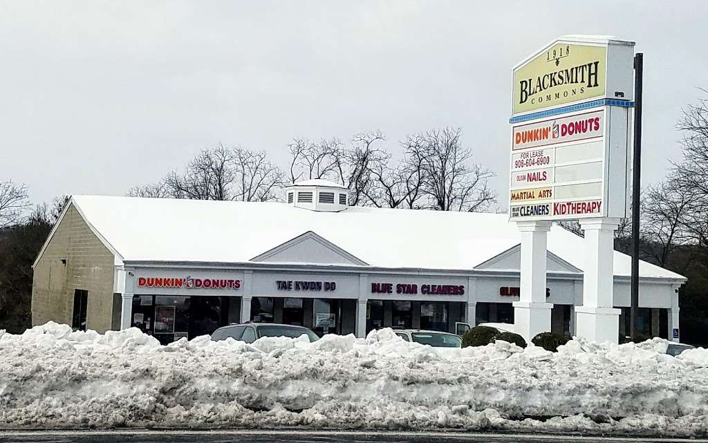 Dunkin Donuts | 1918 Washington Valley Rd, Martinsville, NJ 08836, USA | Phone: (732) 560-4050