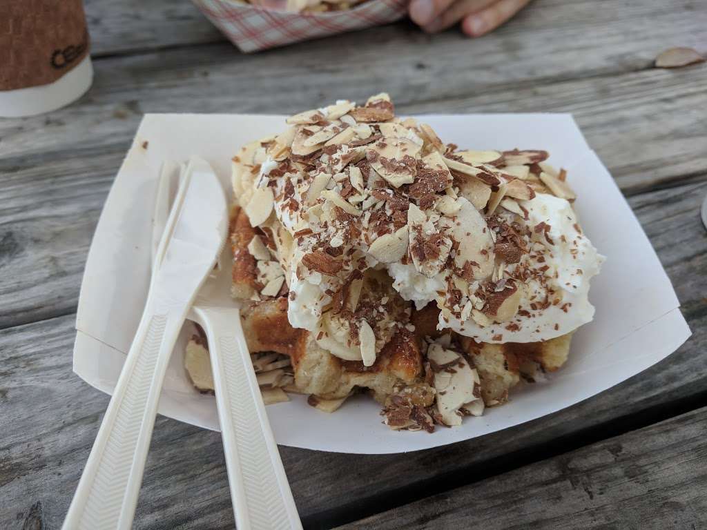 Seabrook Waffle Company | 1402 5th St, Seabrook, TX 77586, USA | Phone: (281) 291-8186