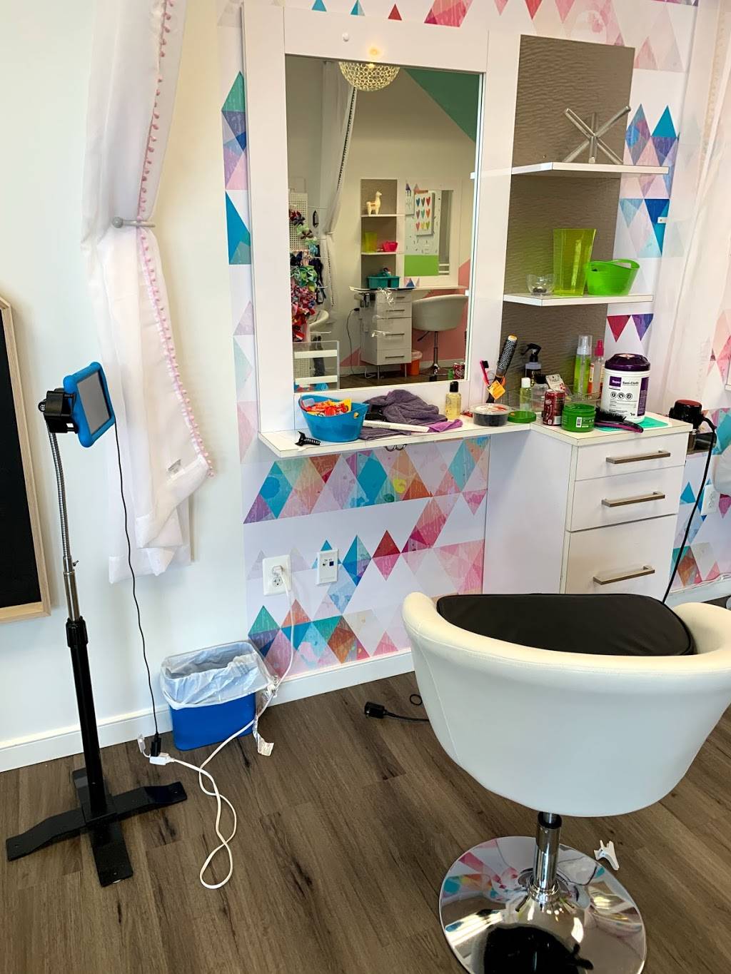 Tiny Textures Mobile Braiding & Hair Salon for Kids | 253 Stonebridge Plaza Ave, Richmond, VA 23225 | Phone: (804) 729-6433