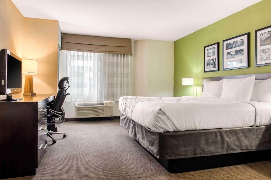 Sleep Inn & Suites | 2335 W Jonathan Moore Pike, Columbus, IN 47201, USA | Phone: (812) 372-7200