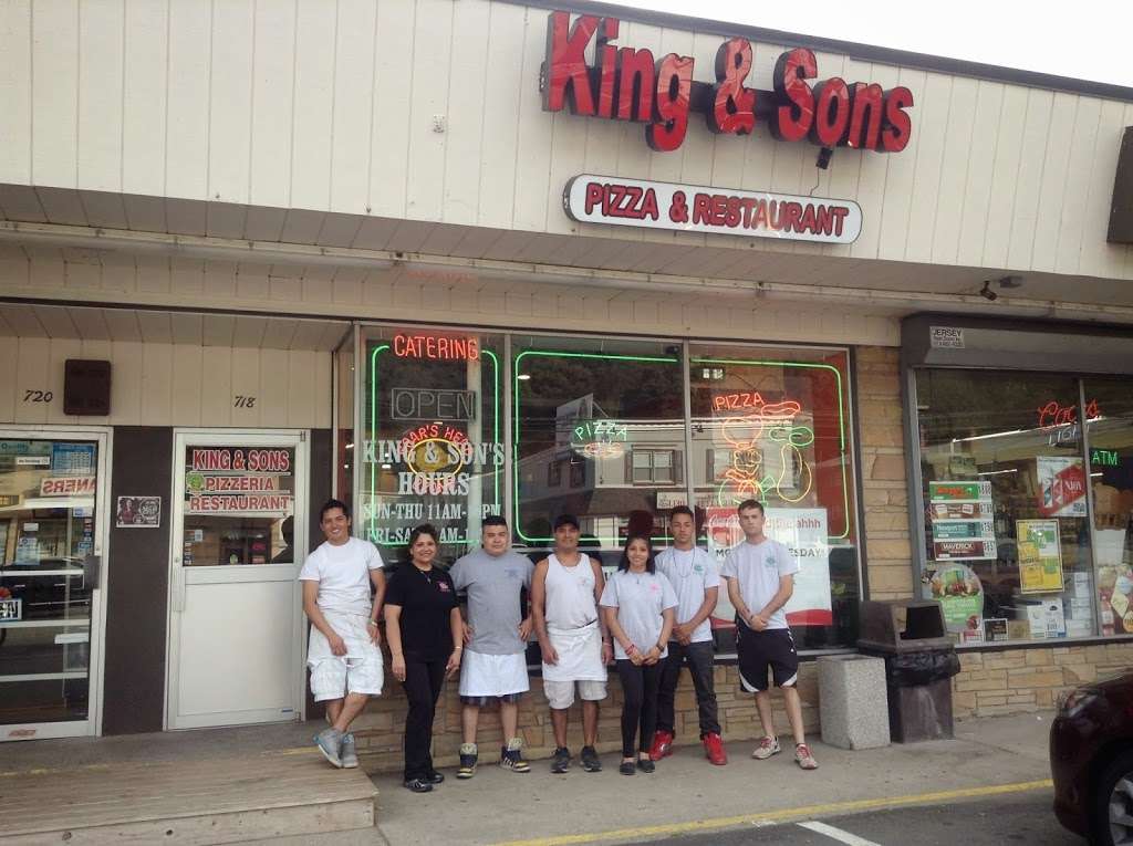 King & Sons Pizzeria Inc | 718 Hamburg Turnpike, Pompton Lakes, NJ 07442, USA | Phone: (973) 839-6006