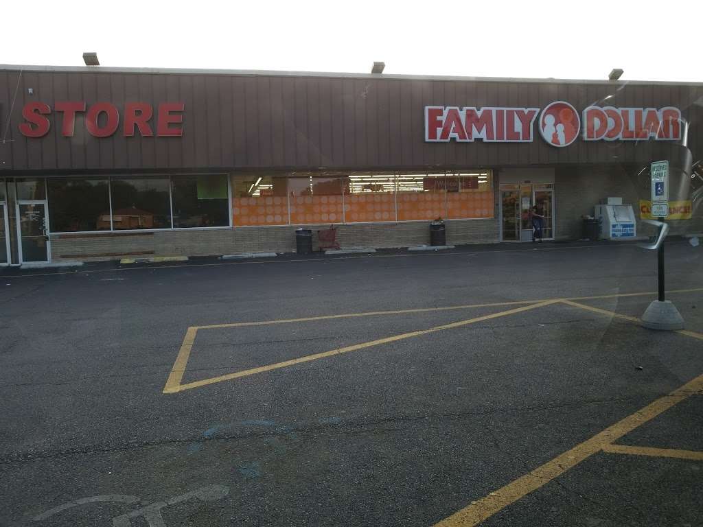 Family Dollar | 3704 S Sheffield Ave, Hammond, IN 46327, USA | Phone: (219) 937-3967